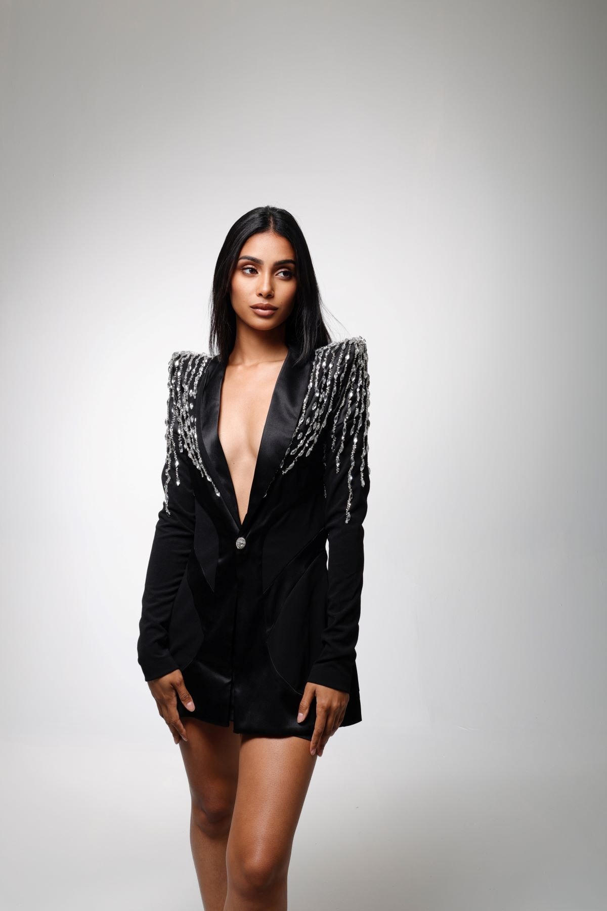 SLOANE x boutique310 80s パワーウーマン　ブラック Blazer em Alfaiataria Whitney | Splash Boutique