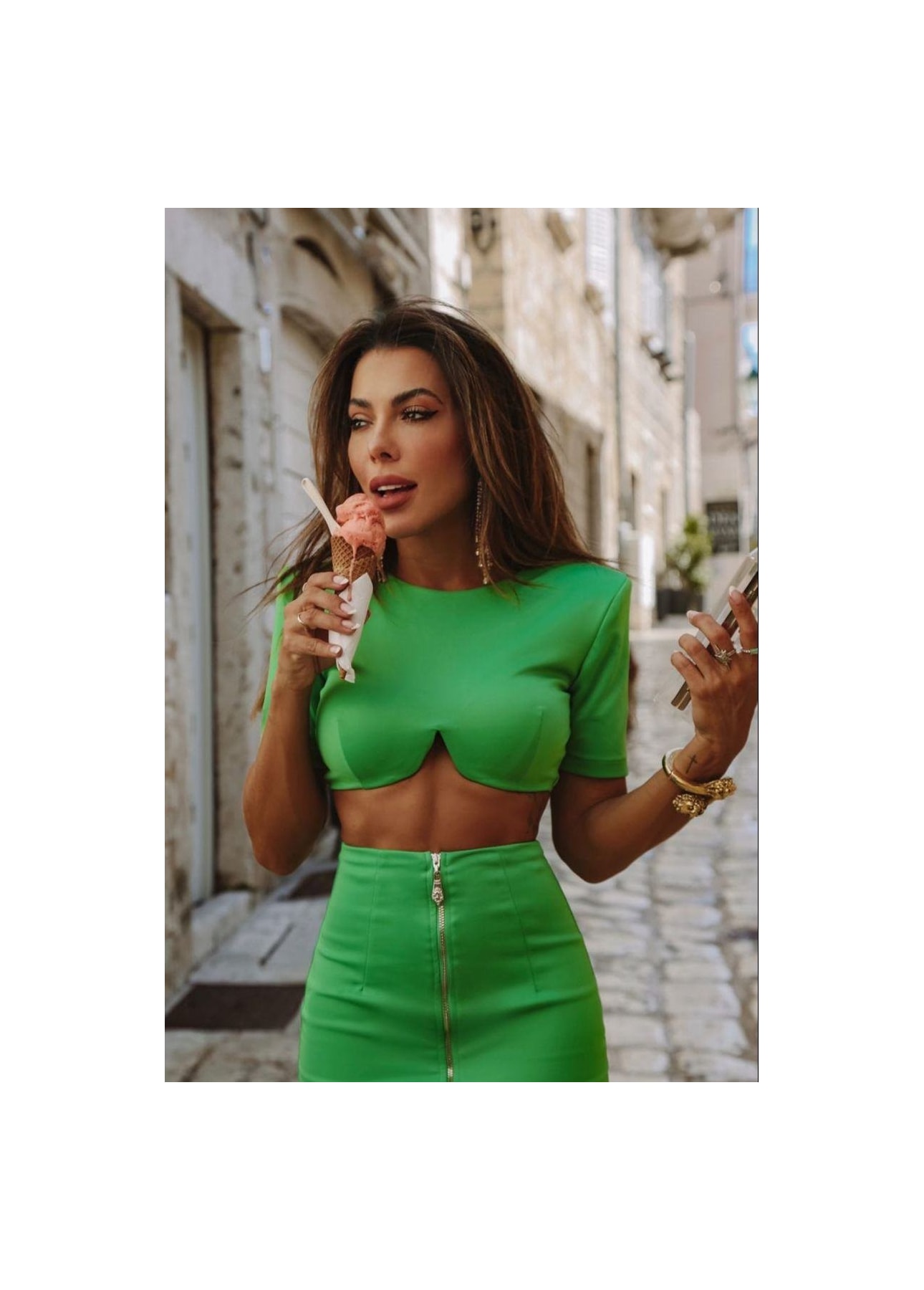 image_790b6435-fd2c-44b1-86a2-44da53d5af6b