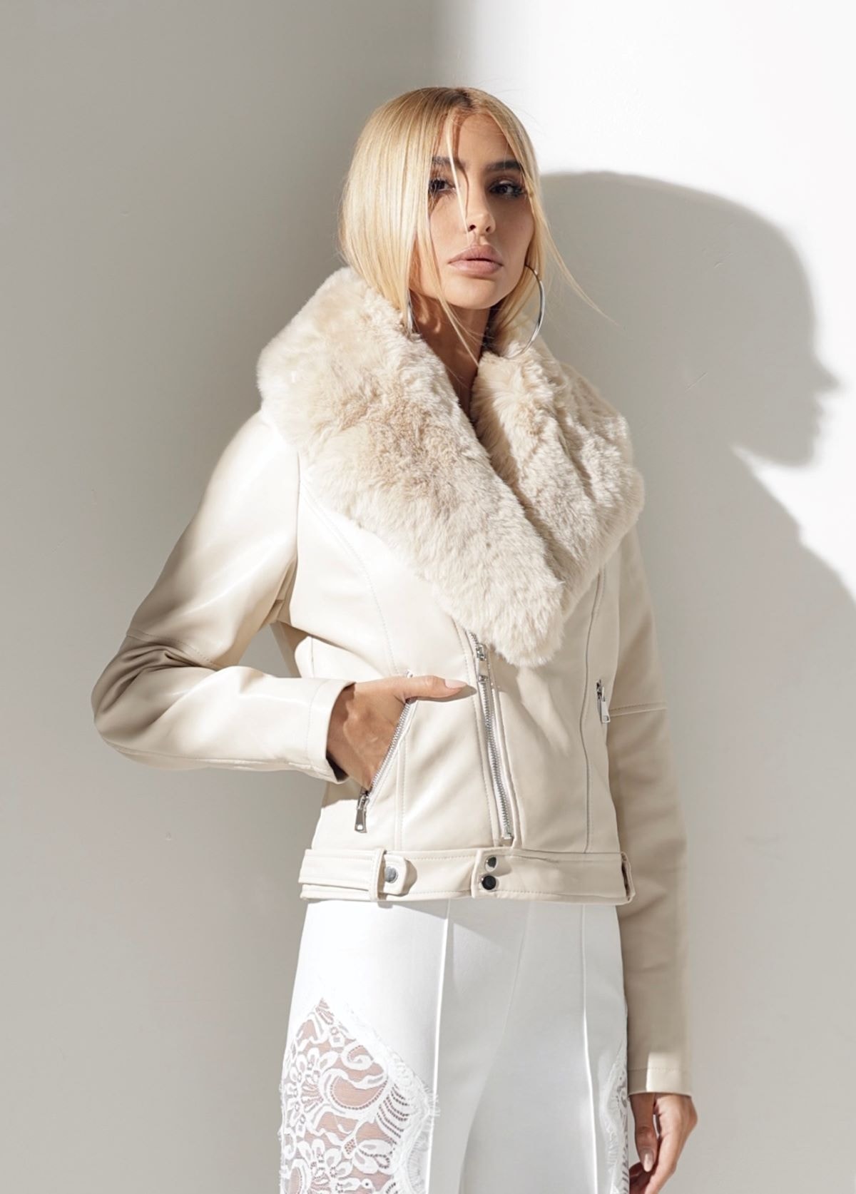 Top Faixa em Couro Andy | Splash Boutique