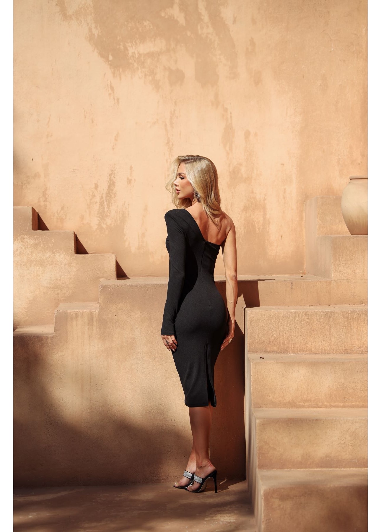 image_b4759328-6492-49d7-9675-492ee282c102